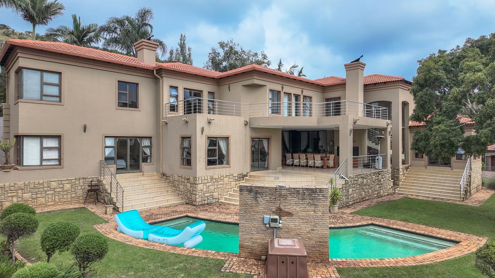 4 Bedroom House in Montana Park