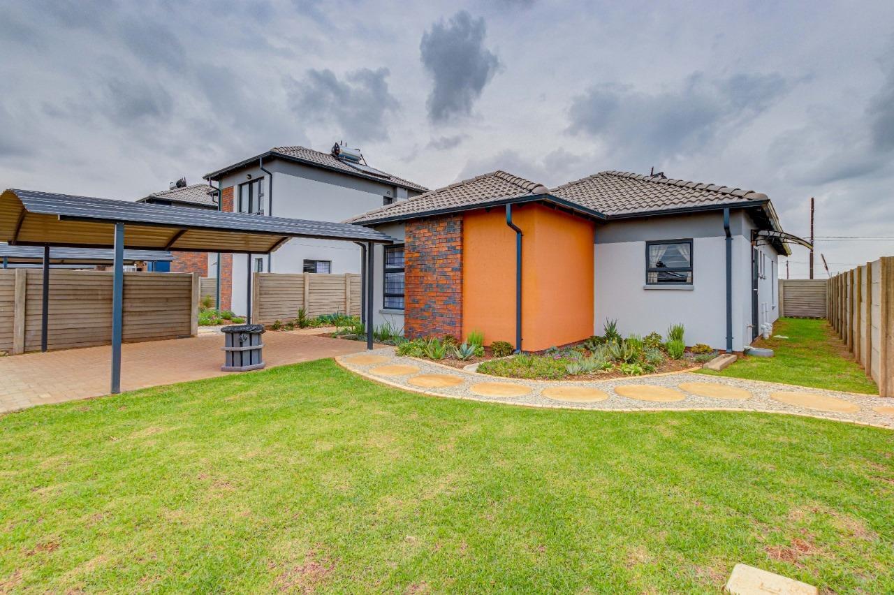 3.5 Bedroom House in Carletonville