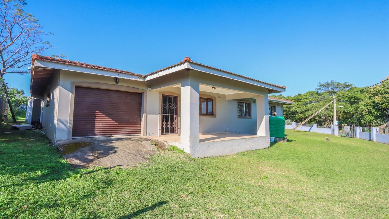 3 Bedroom House in Lovu