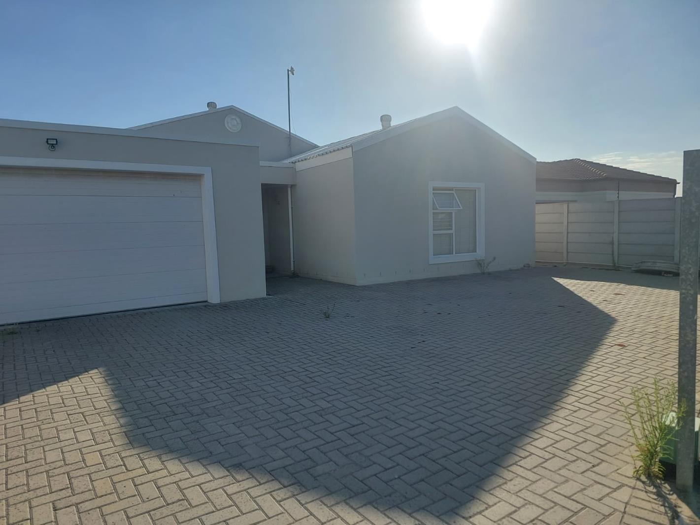 2 Bedroom House in Parklands North