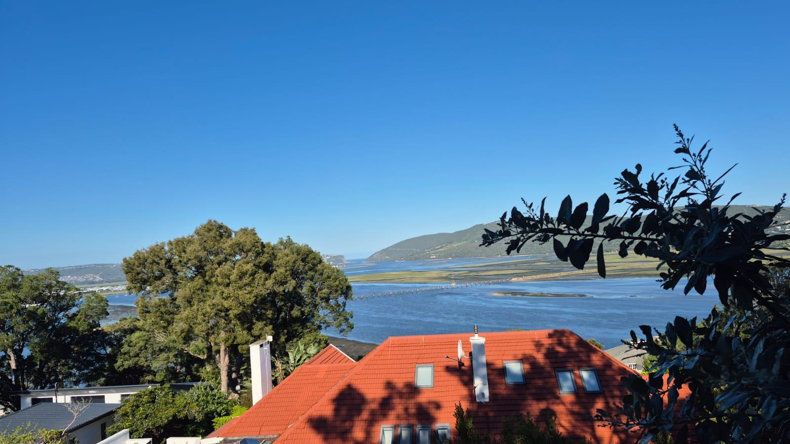1 100 m² Land available in Paradise