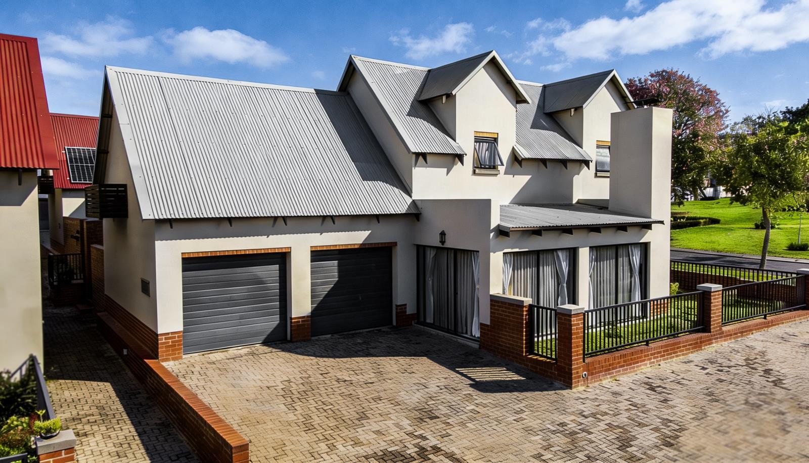 3 Bedroom Townhouse in Heritage Hill