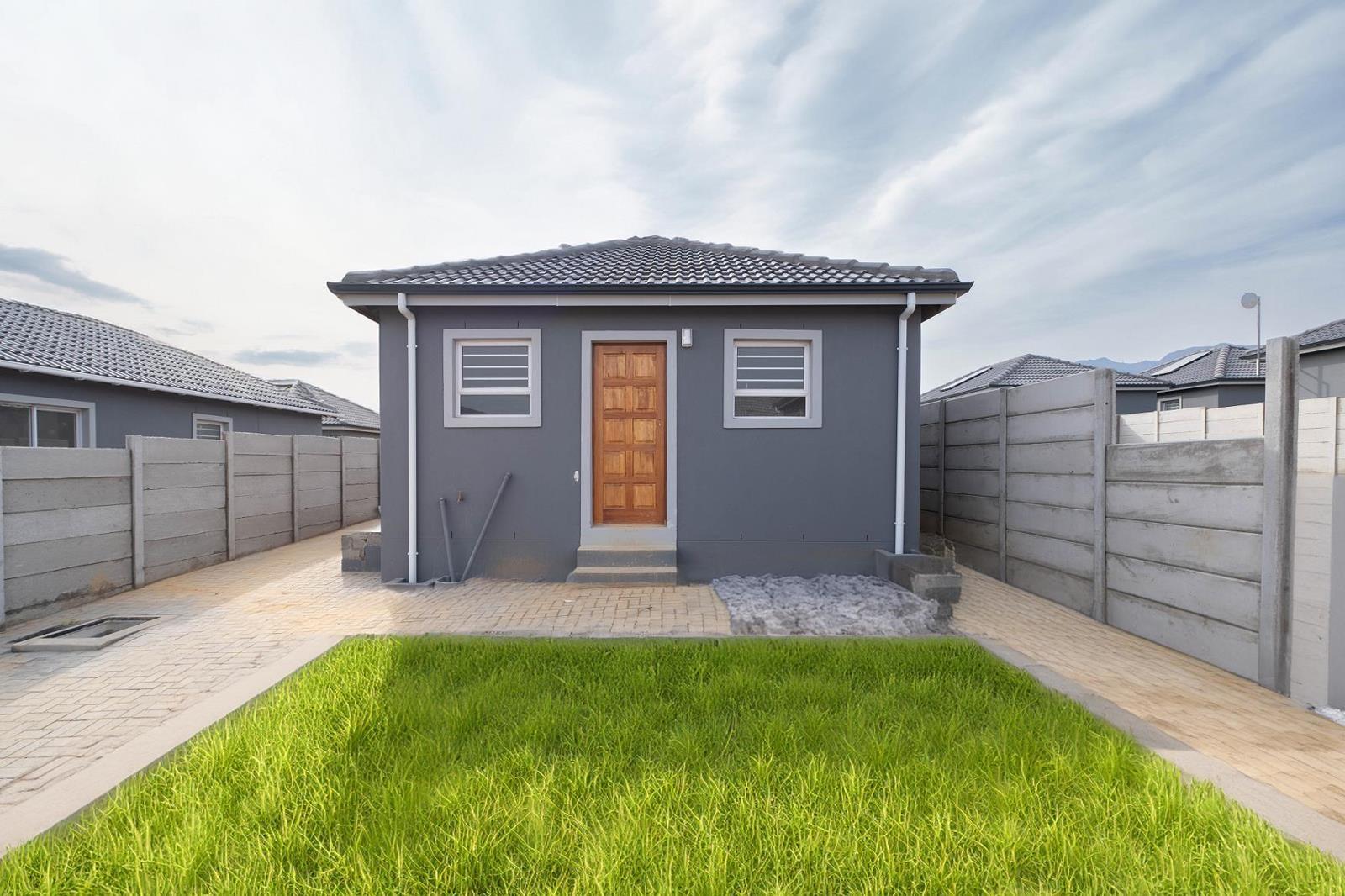 2 Bedroom House in Groenheuwel