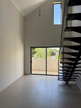 Loft in Broadacres