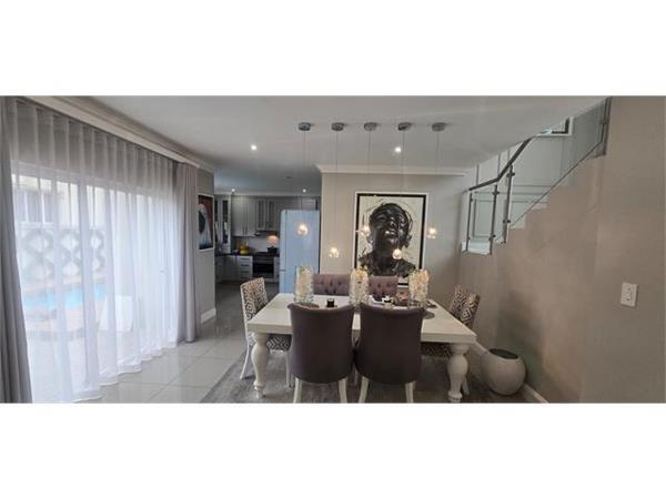 3 Bedroom House in Blue Valley Golf Estate