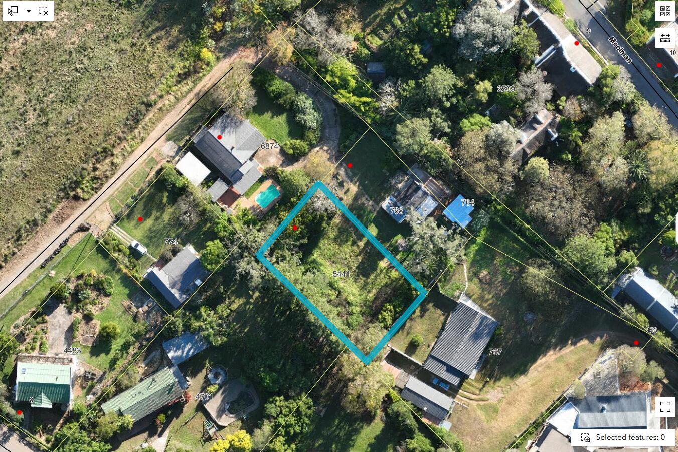 898 m² Land available in Swellendam