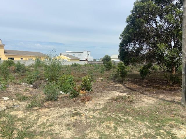 1 179 m² Land available in Fisherhaven