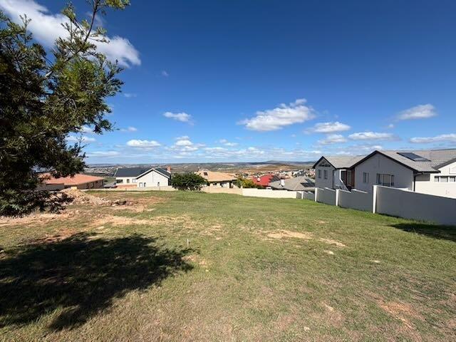 608 m² Land available in Monte Christo