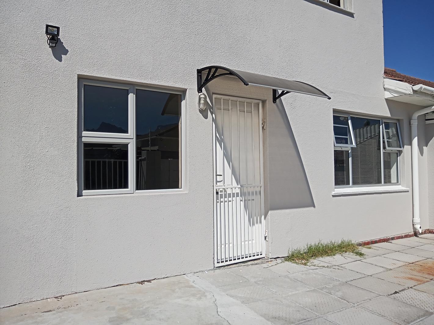 2 Bedroom House in Lansdowne