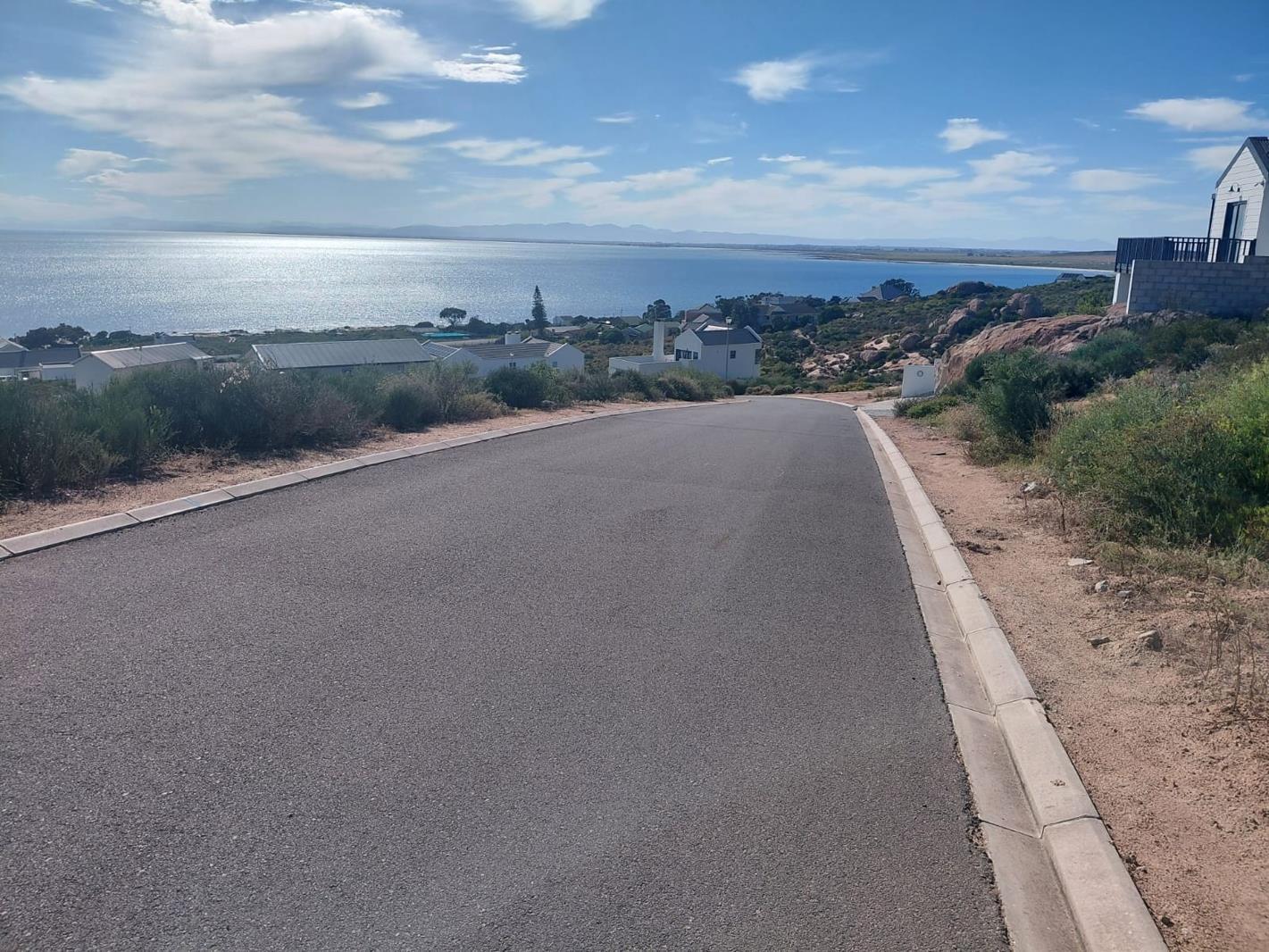405 m² Land available in St Helena Views