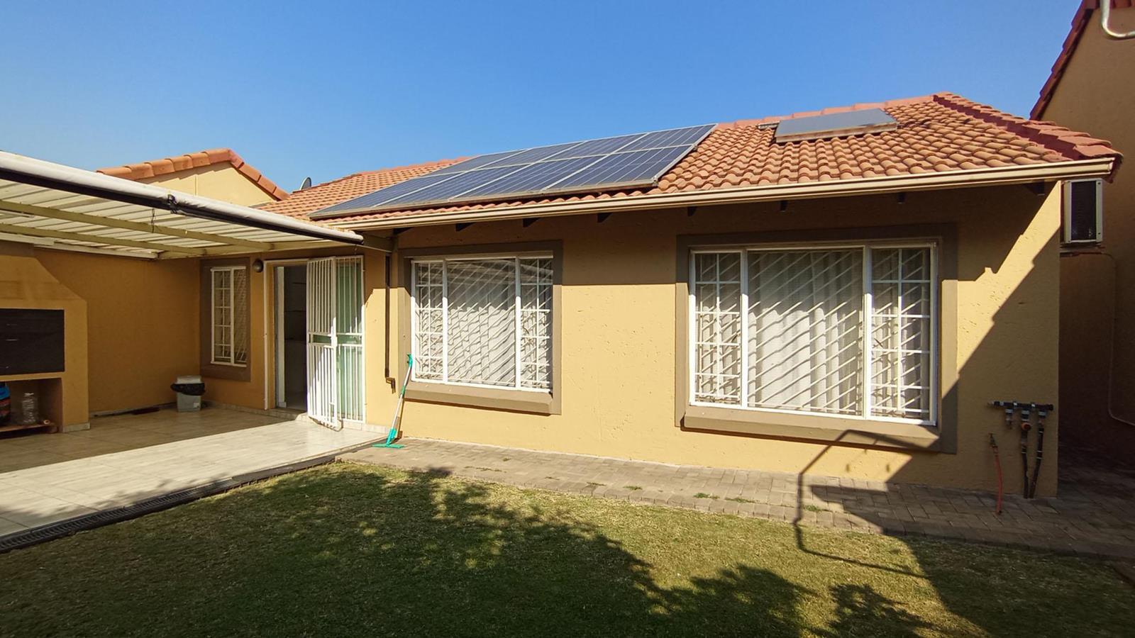 2 Bedroom Townhouse in Willow Park Manor