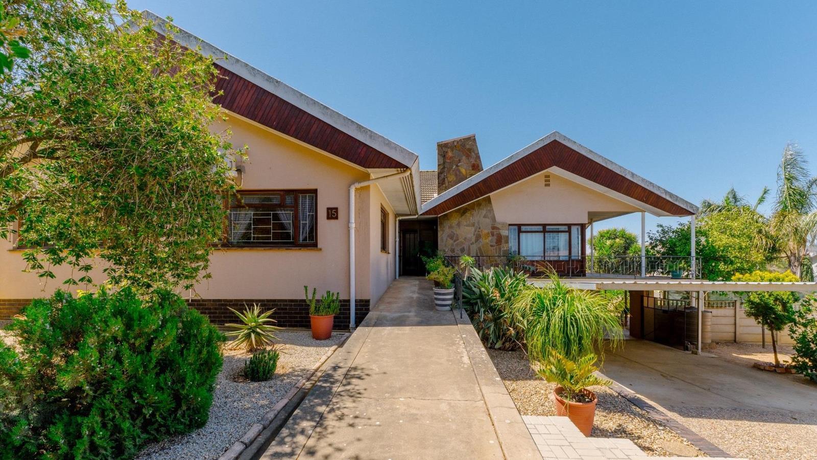 3 Bedroom House in Moorreesburg