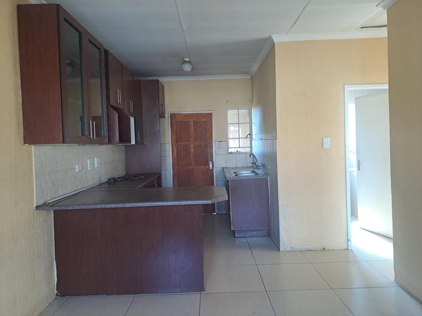 2 Bedroom Townhouse in Elspark