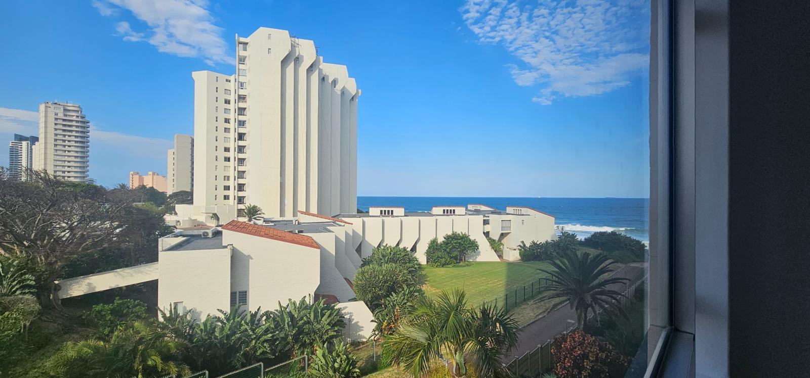2 Bedroom Apartment in Umhlanga Rocks