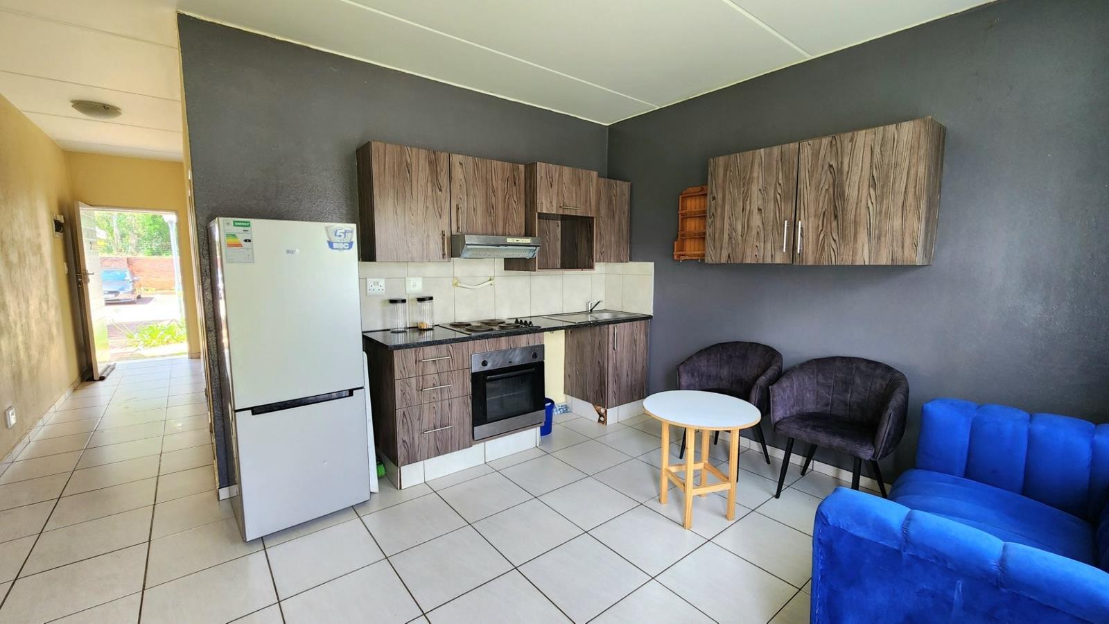 1 Bedroom Townhouse in Rynfield AH