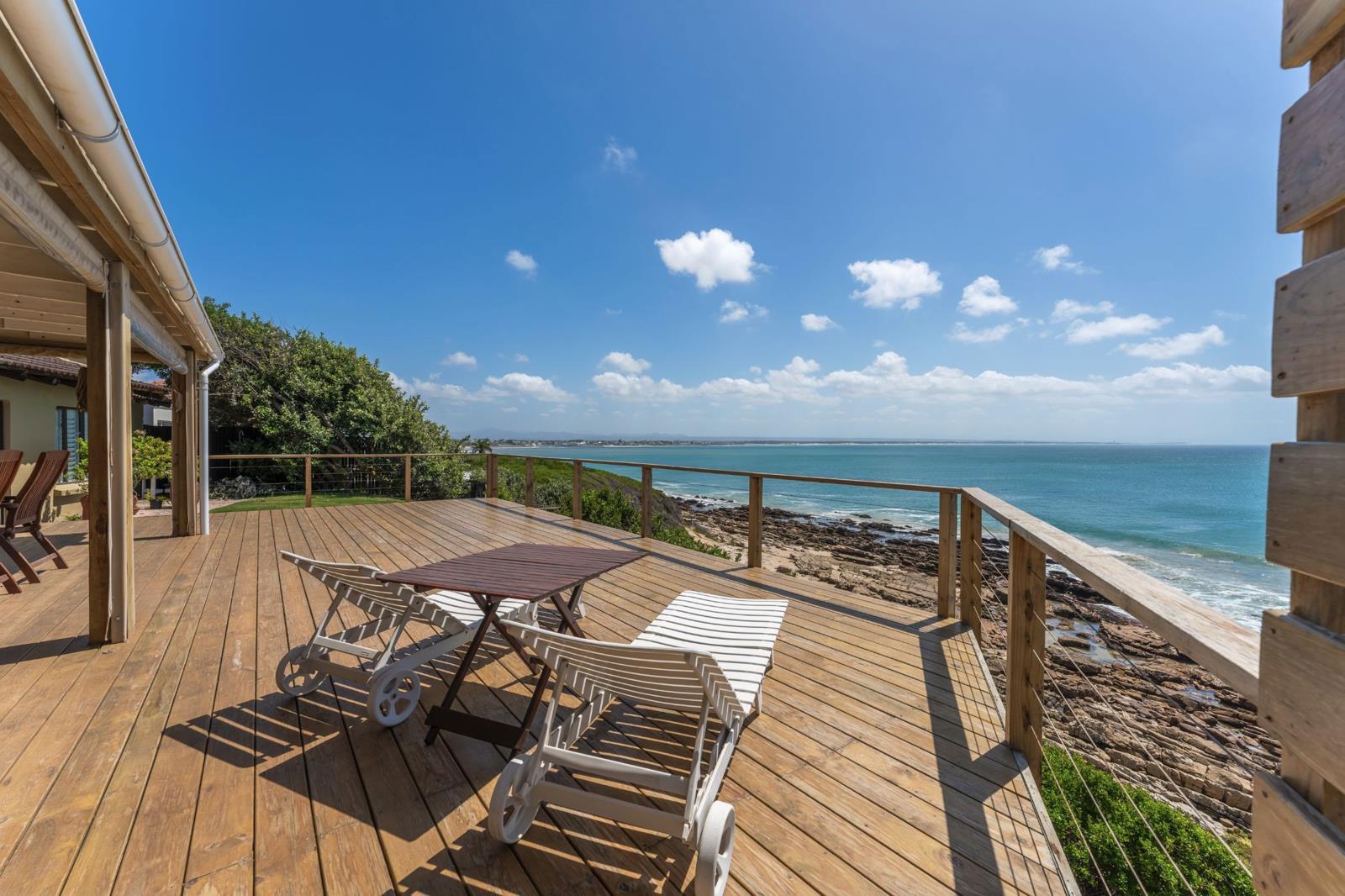 4 Bedroom House in Santareme