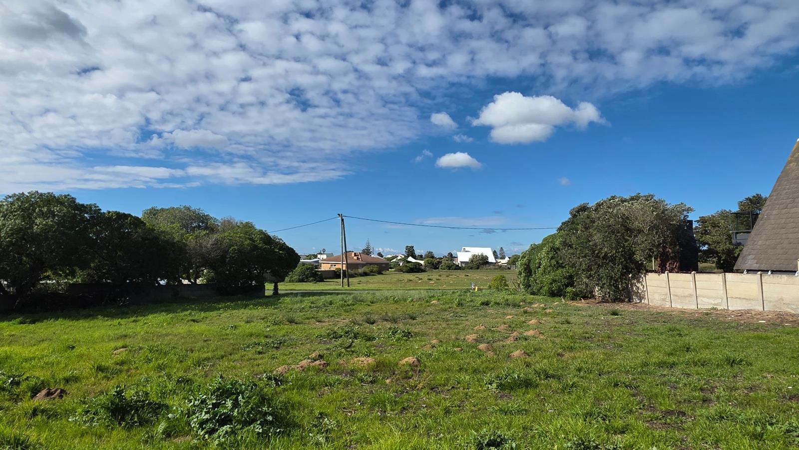 1 285 m² Land available in Struisbaai