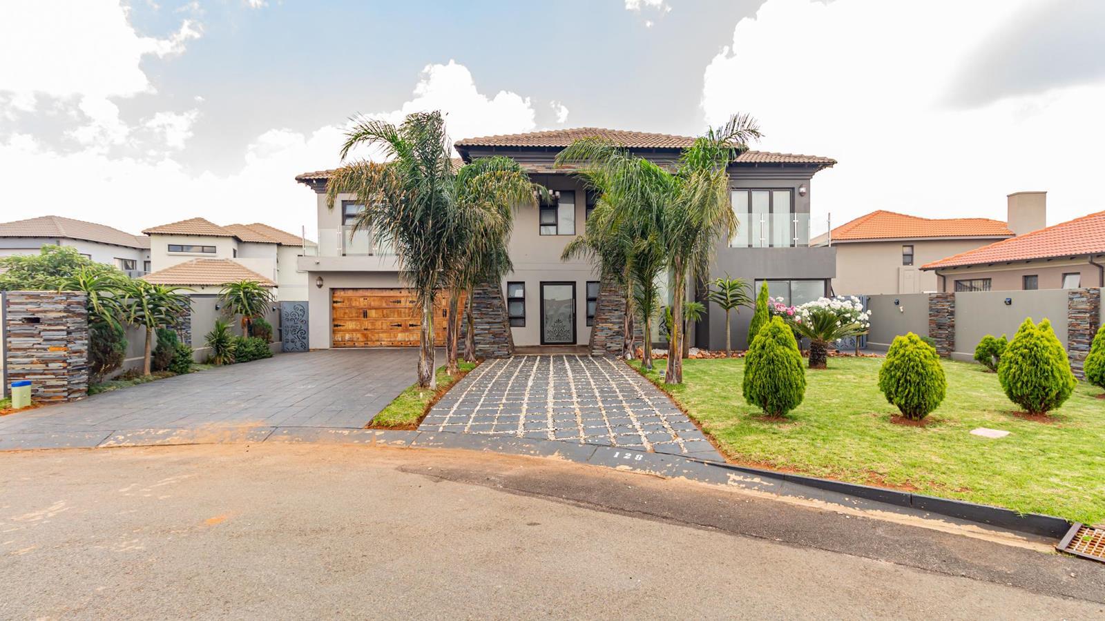 4 Bedroom House in Wildtuin Park
