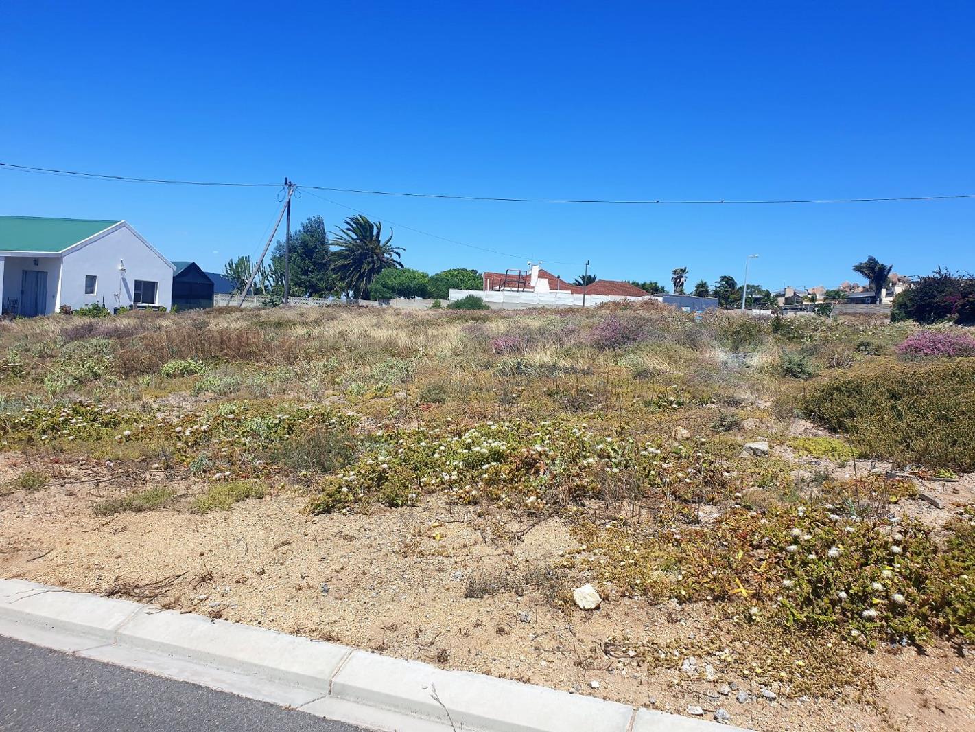 507 m² Land available in Da Gama Bay