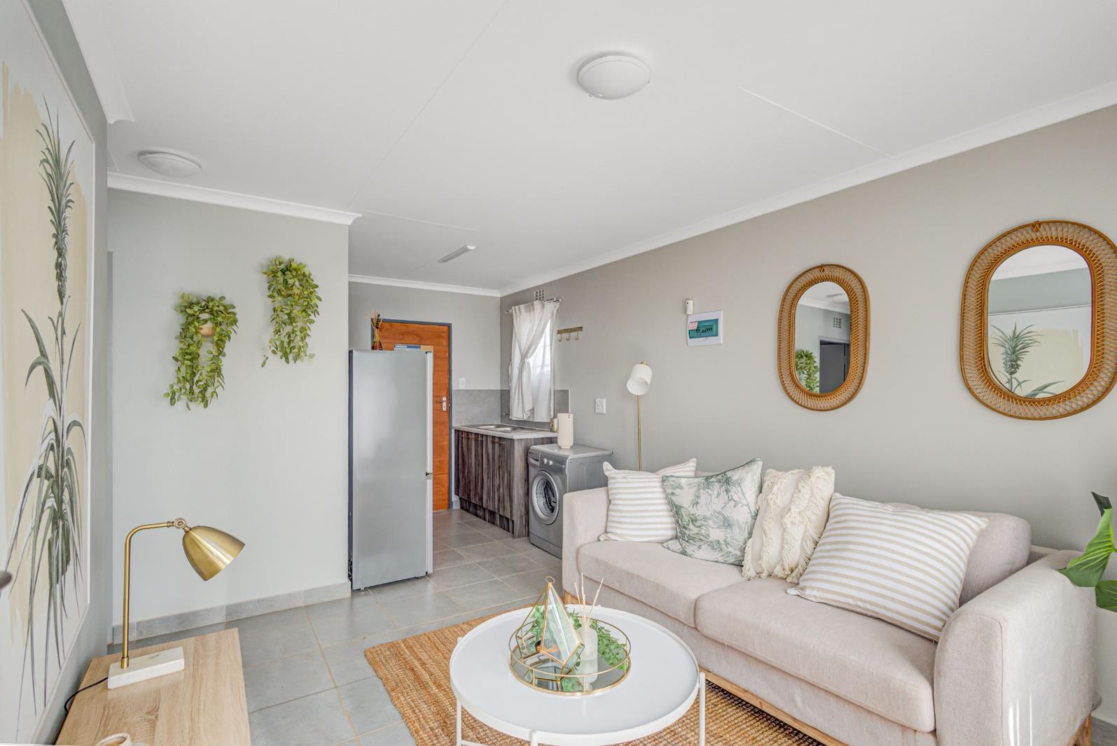 2 Bedroom House in Palm Ridge