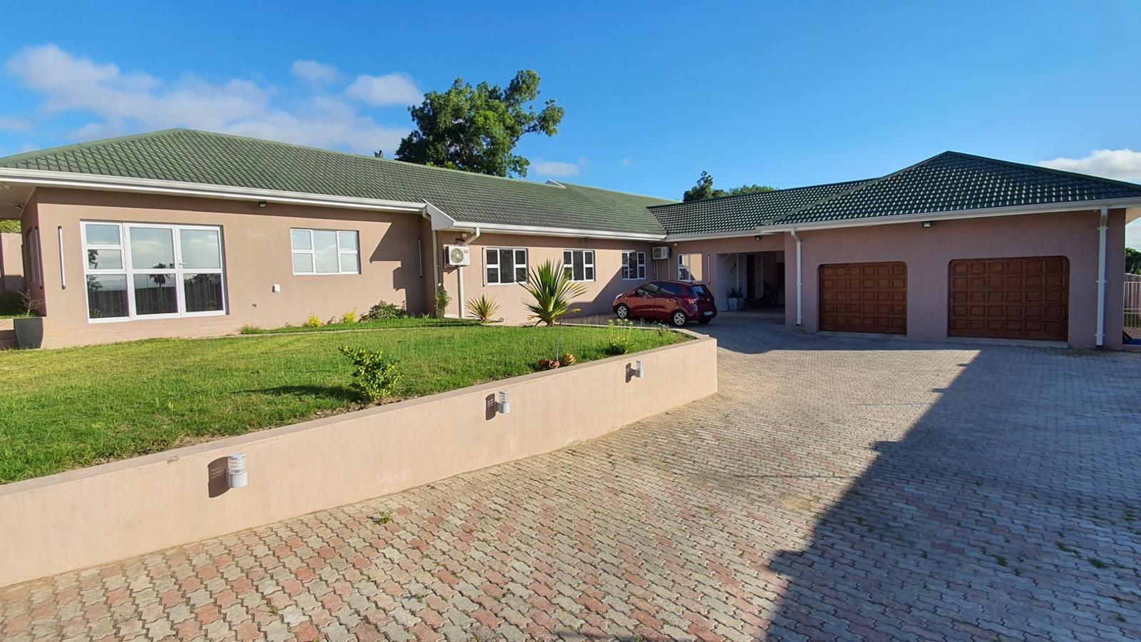 5 Bedroom House in King Williams Town (Qonce) Central