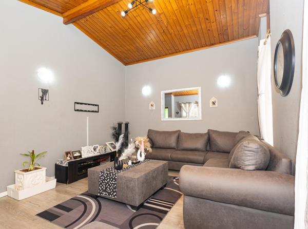 3 Bedroom House in Peerless Park