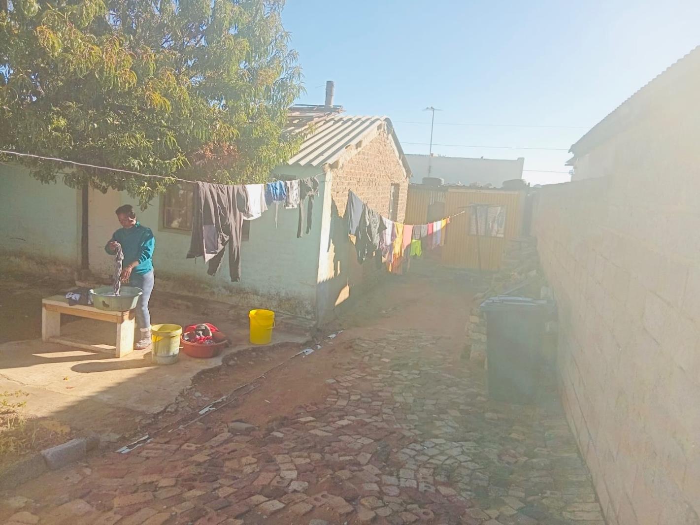 2 Bedroom House in Meadowlands