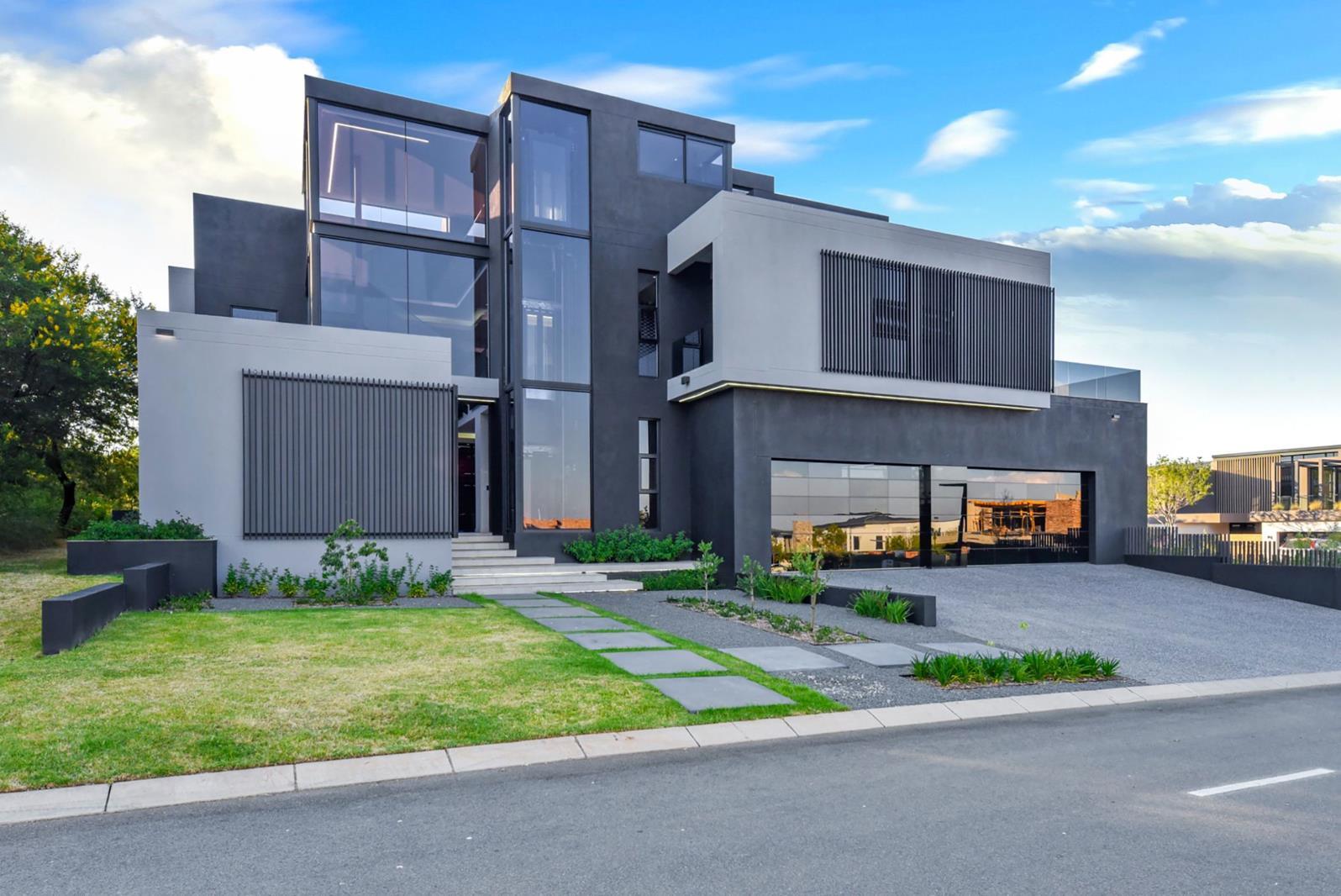 5 Bedroom House in Steyn City