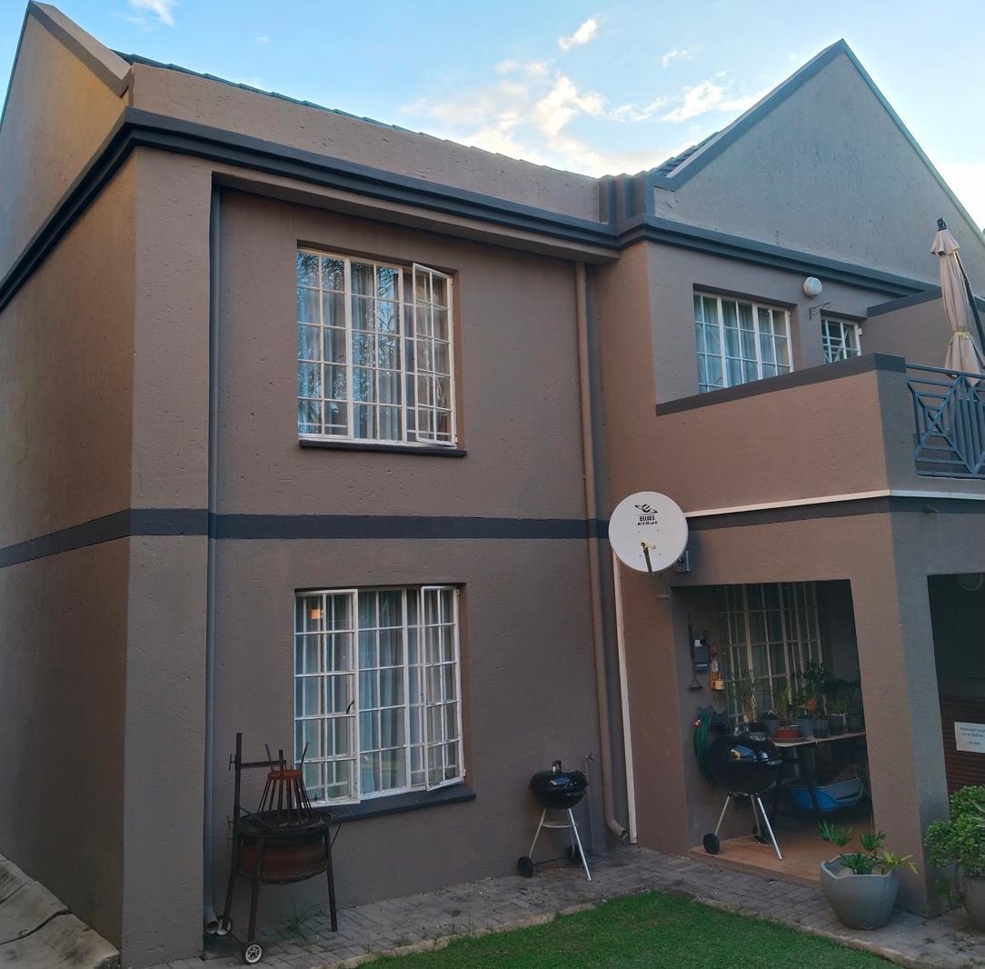 2 Bedroom Townhouse in Erasmuskloof