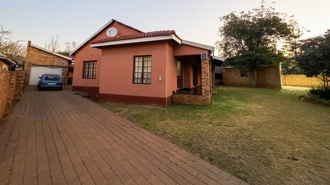 3 Bedroom House in Hurlyvale