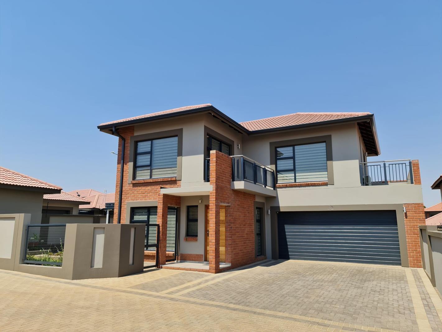 3 Bedroom Townhouse in Spitskop