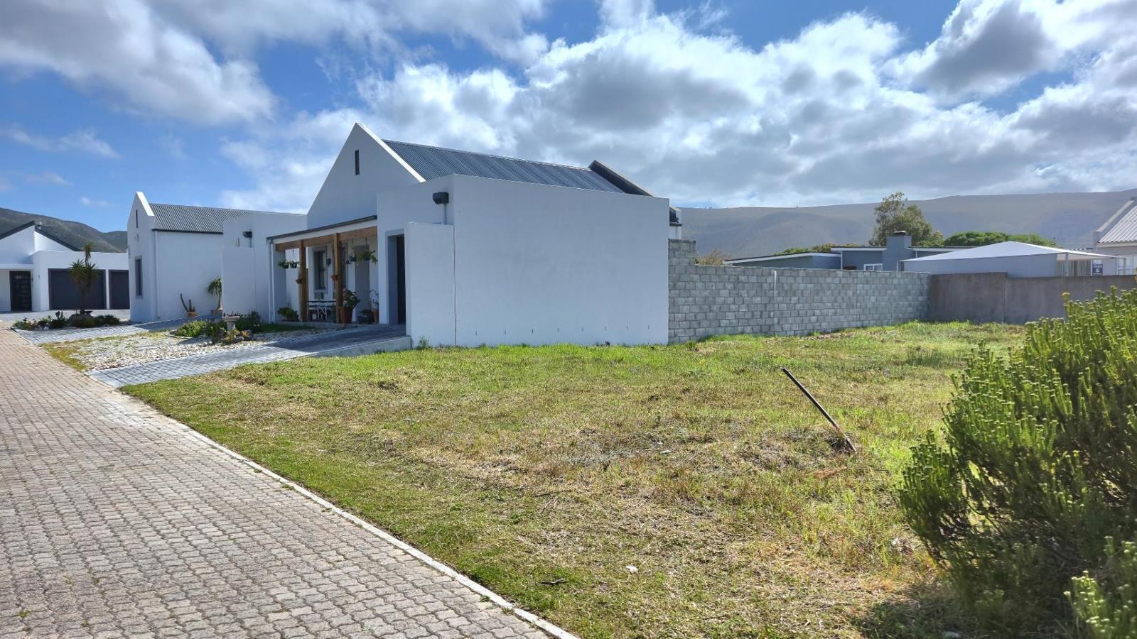 325 m² Land available in Franskraal