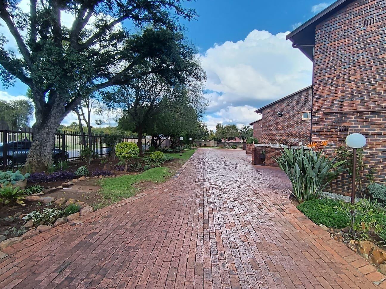 3 Bedroom Townhouse in Brackenhurst