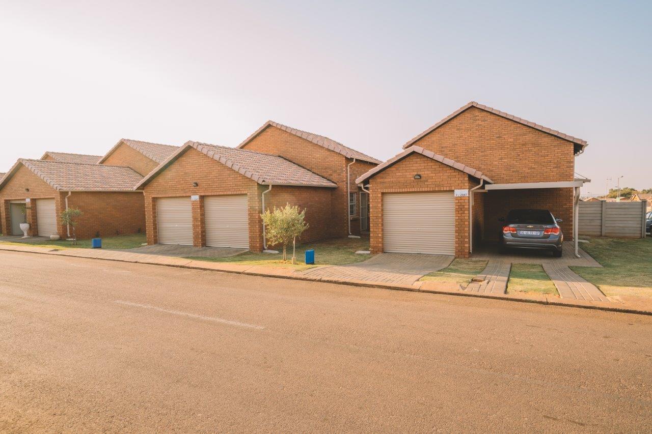 4 Bedroom Duplex in Chantelle