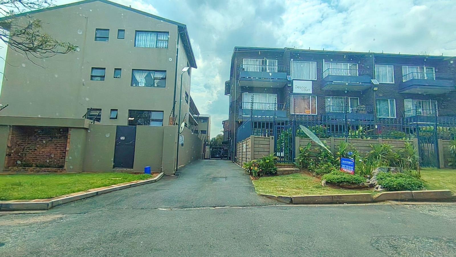 1 Bedroom Apartment in Edenglen