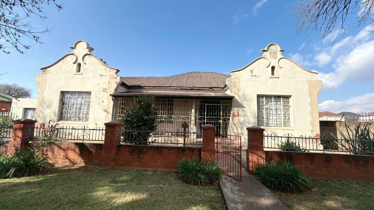 5 Bedroom House in Brakpan Central