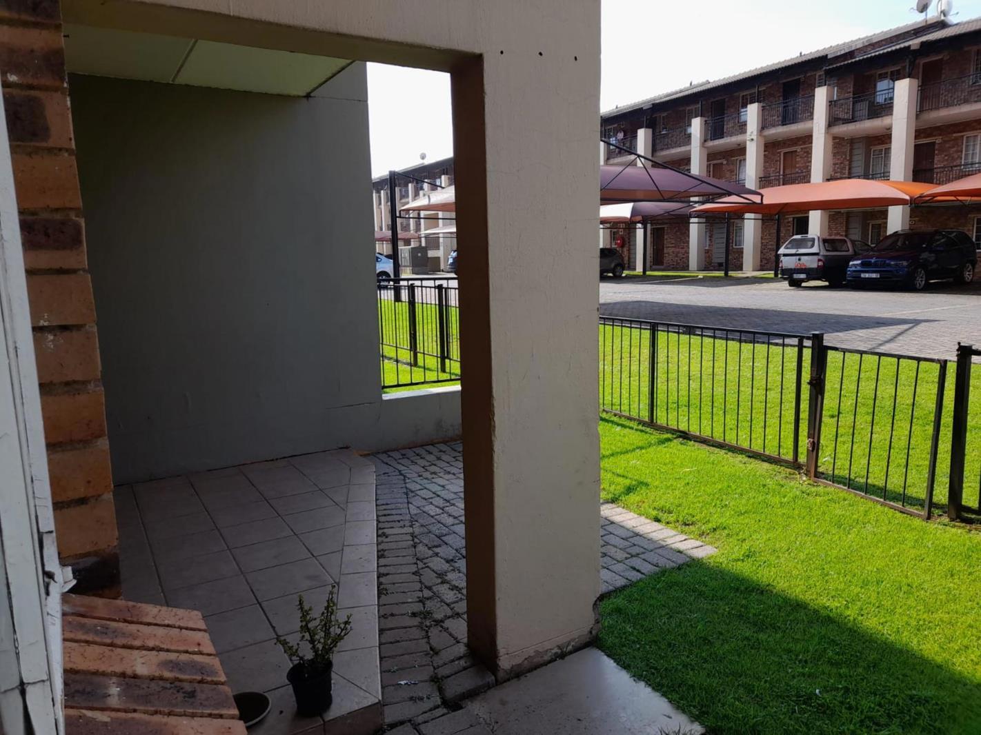 2 Bedroom Apartment in Comet