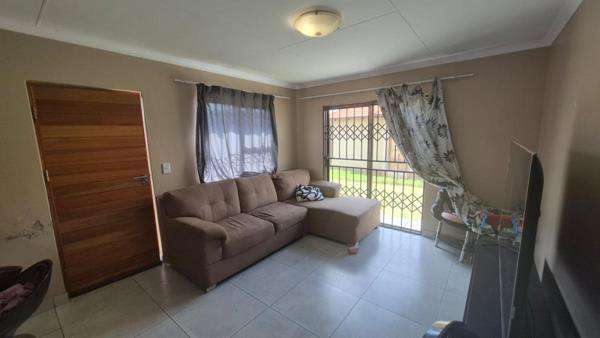 3 Bedroom House in Ellaton