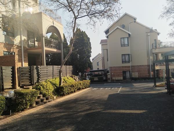 1 Bedroom Apartment in Bryanston