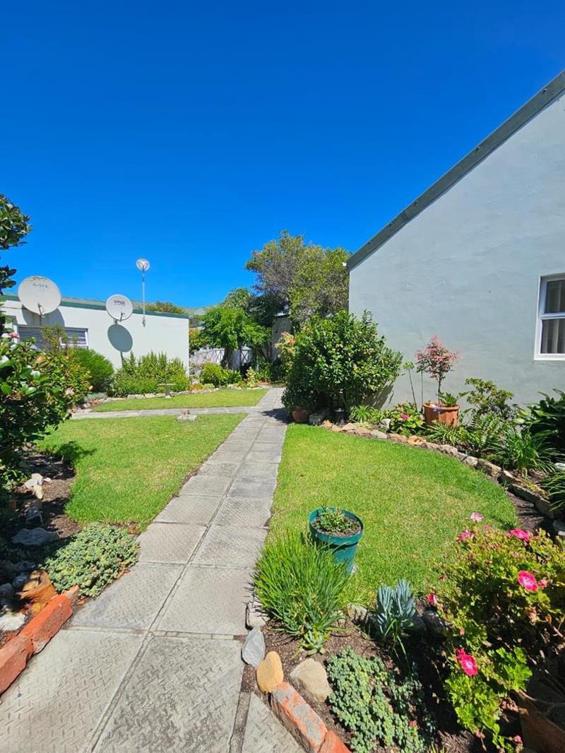 1 Bedroom Apartment in Westcliff