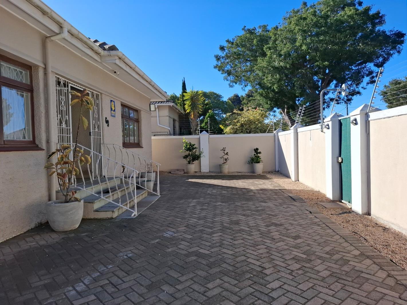 3 Bedroom House in Newton Park