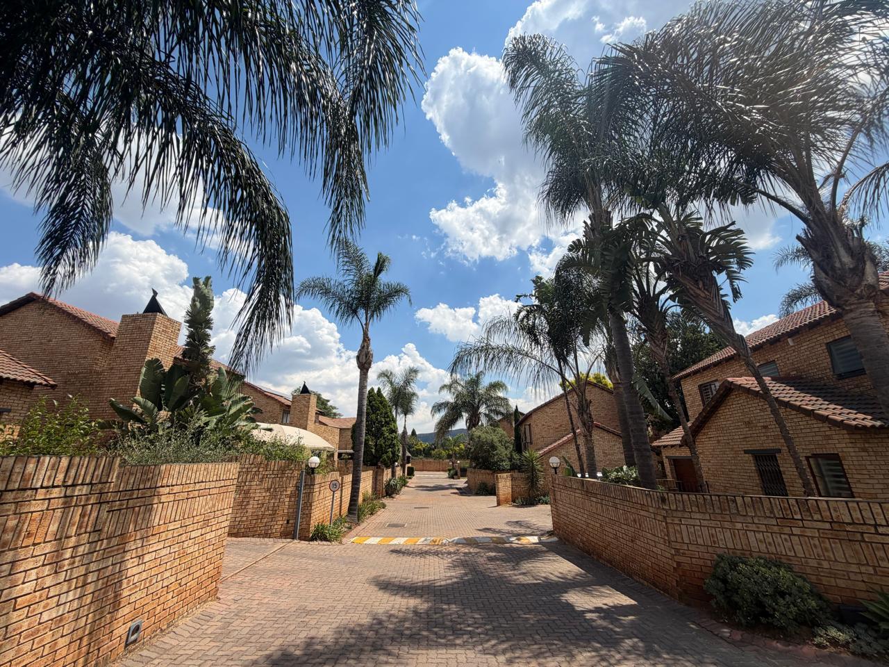 3 Bedroom Townhouse in Ruimsig