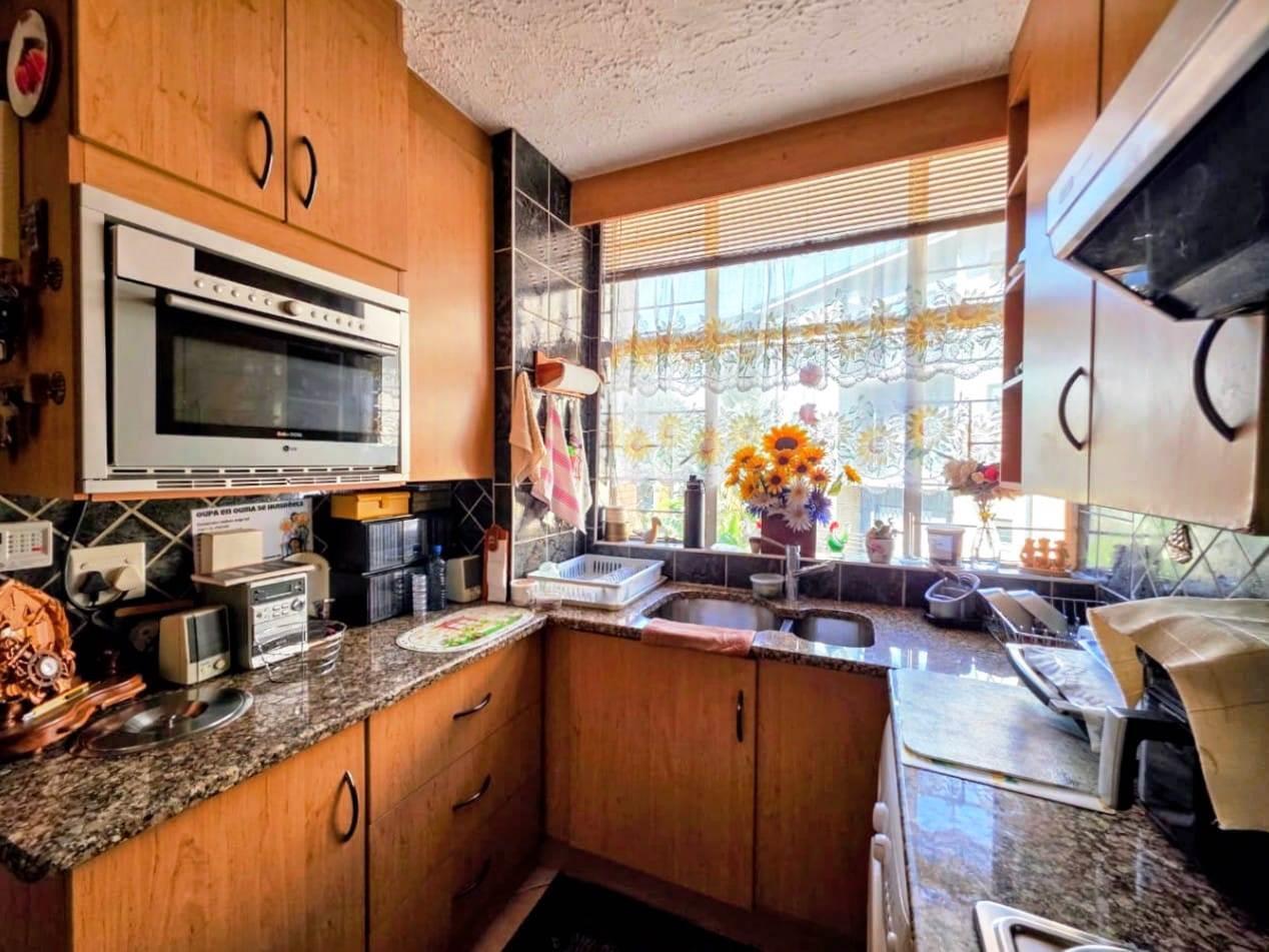2 Bedroom Apartment in Sinoville