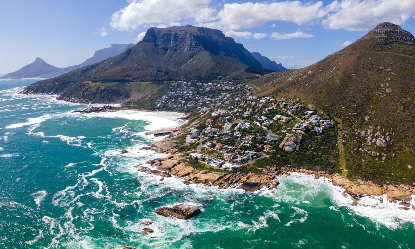 1 203 m² Land available in Llandudno