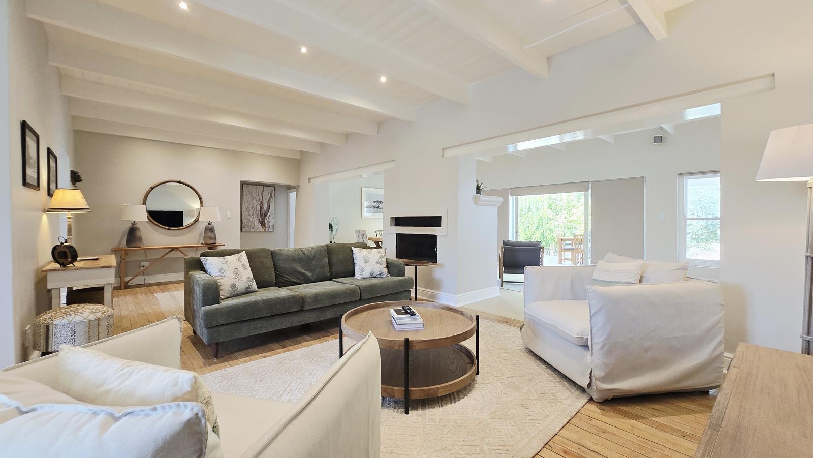 3 Bedroom House in Riebeek Kasteel