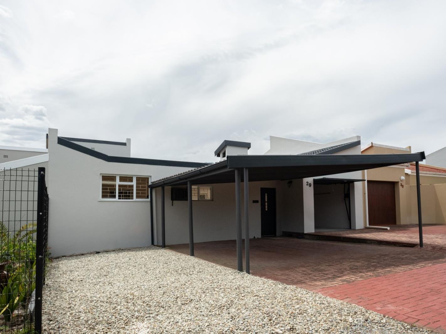 3 Bedroom House in Heather Park