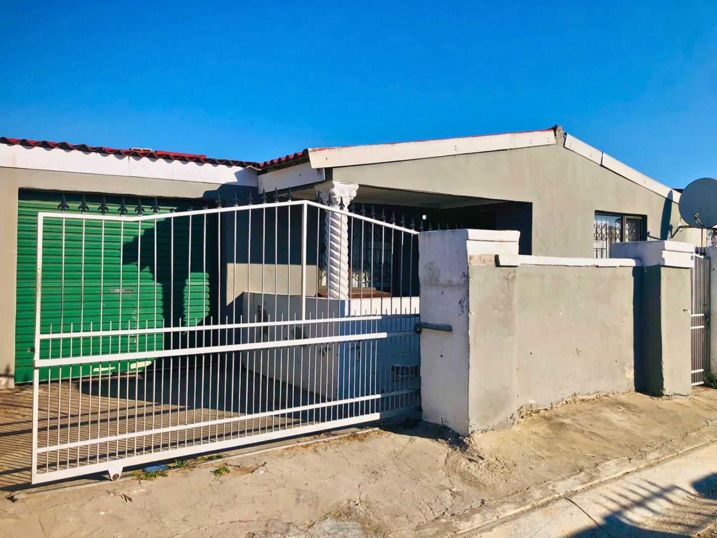 2 Bedroom House in Kwazakhele