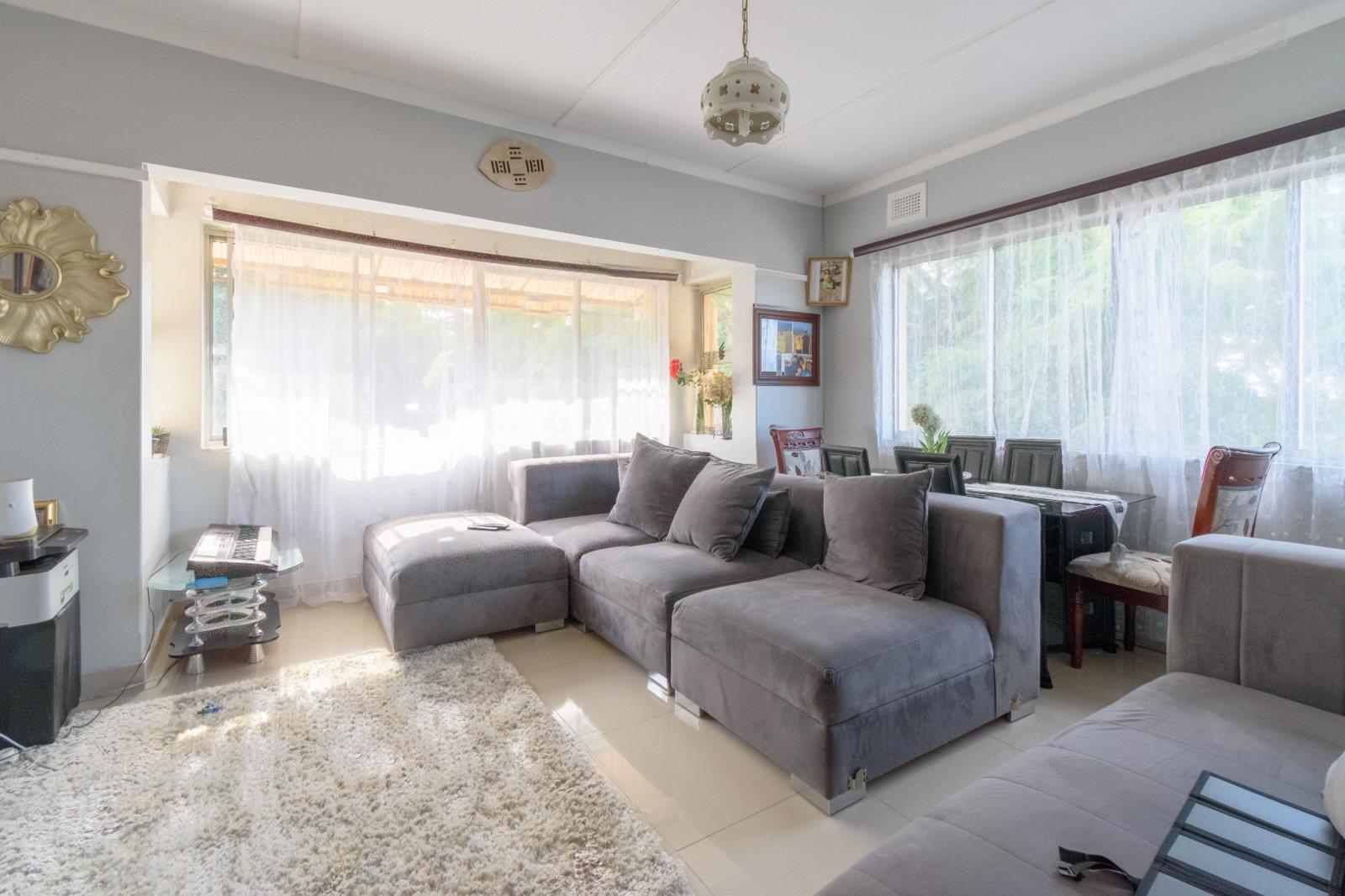 2 Bedroom Apartment in Umbilo