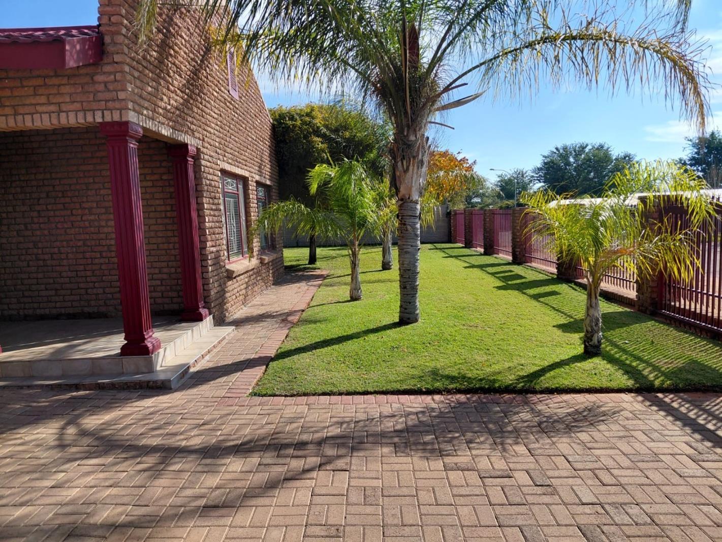 3 Bedroom House in Keidebees