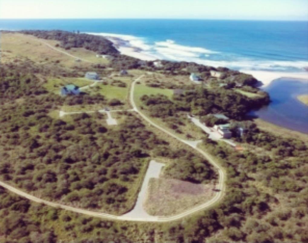 590 m² Land available in Haga Haga